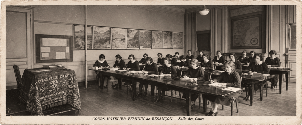 Salle de cours du cours hôtelier féminin